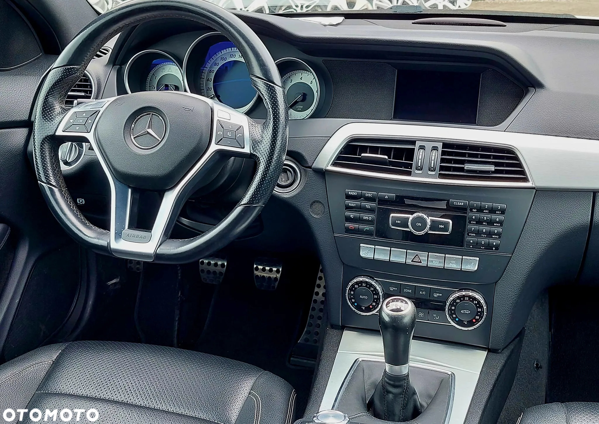 Mercedes-Benz Klasa C 180 Coupe AMG Line - 19