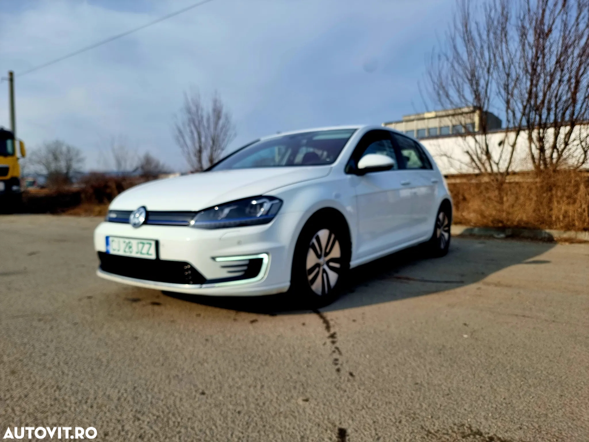 Volkswagen Golf e-Golf - 3