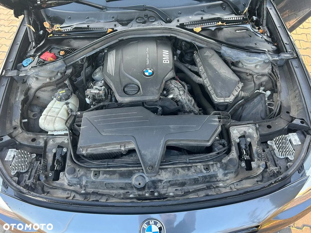 BMW Seria 3 - 18