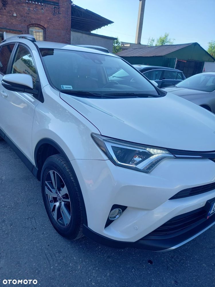 Toyota RAV4 2.0 D-4D Premium 4x2 - 1