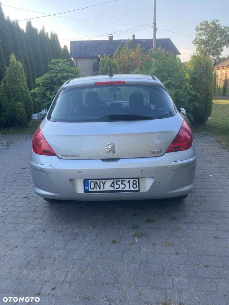 Peugeot 308 - 4