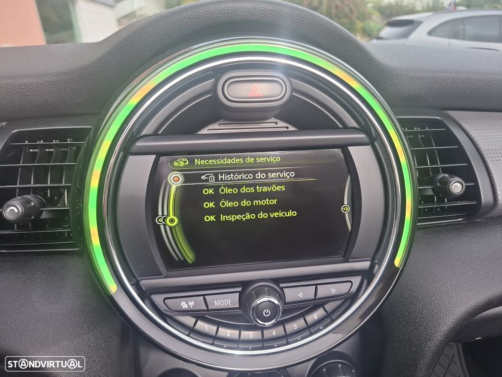 MINI Cabrio Cooper Essential - 24