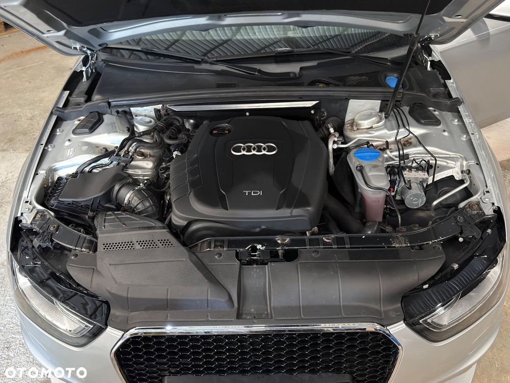 Audi A4 Avant 2.0 TDI Multitronic - 9