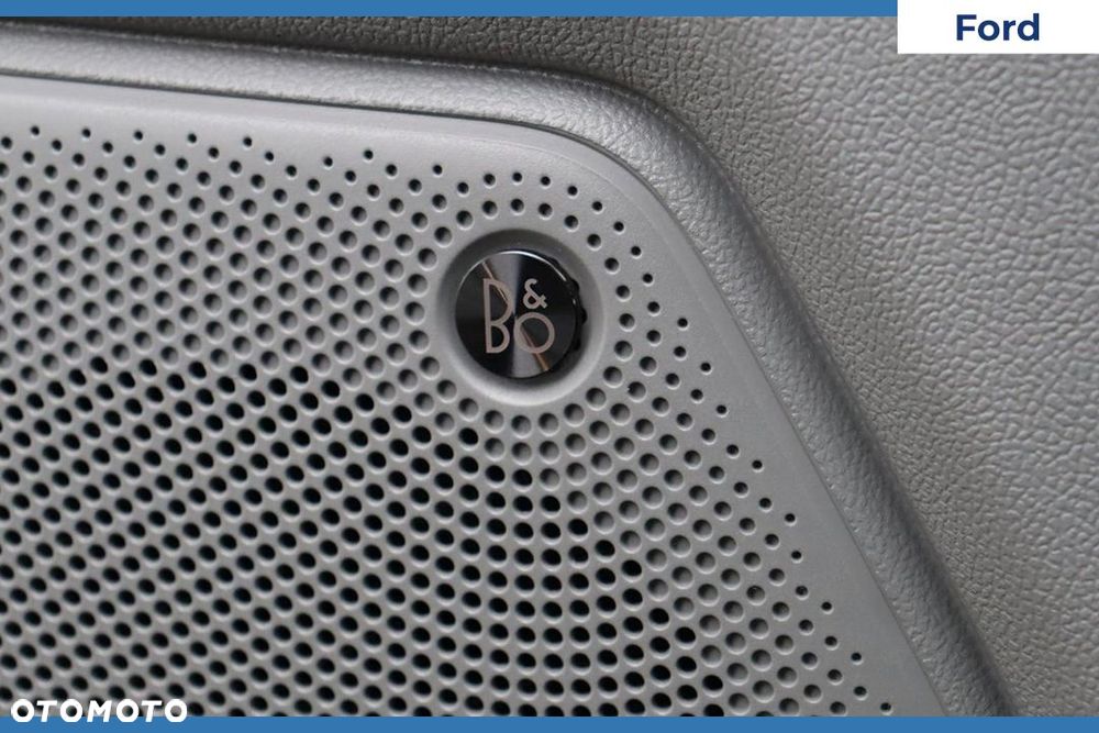 Ford Tourneo Custom - 16