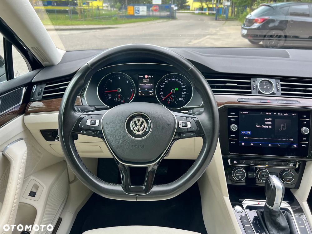 Volkswagen Passat 2.0 TDI BMT 4Mot Highline DSG - 9