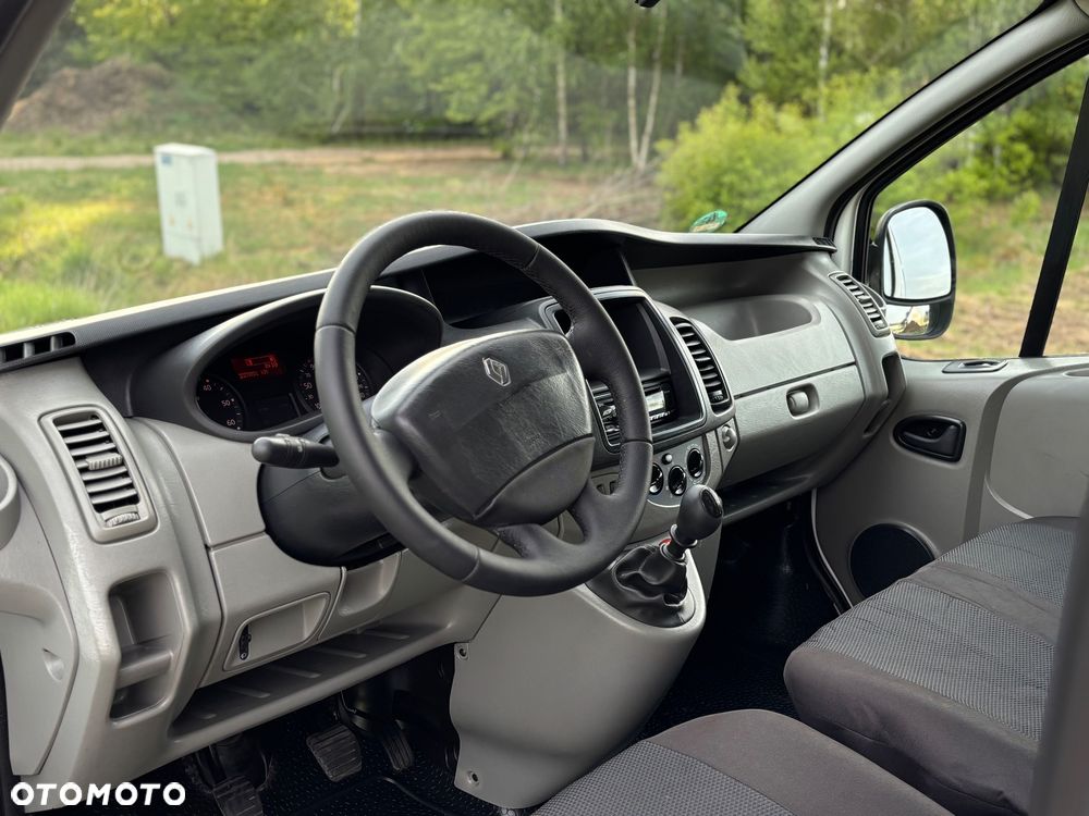 Renault Trafic - 17