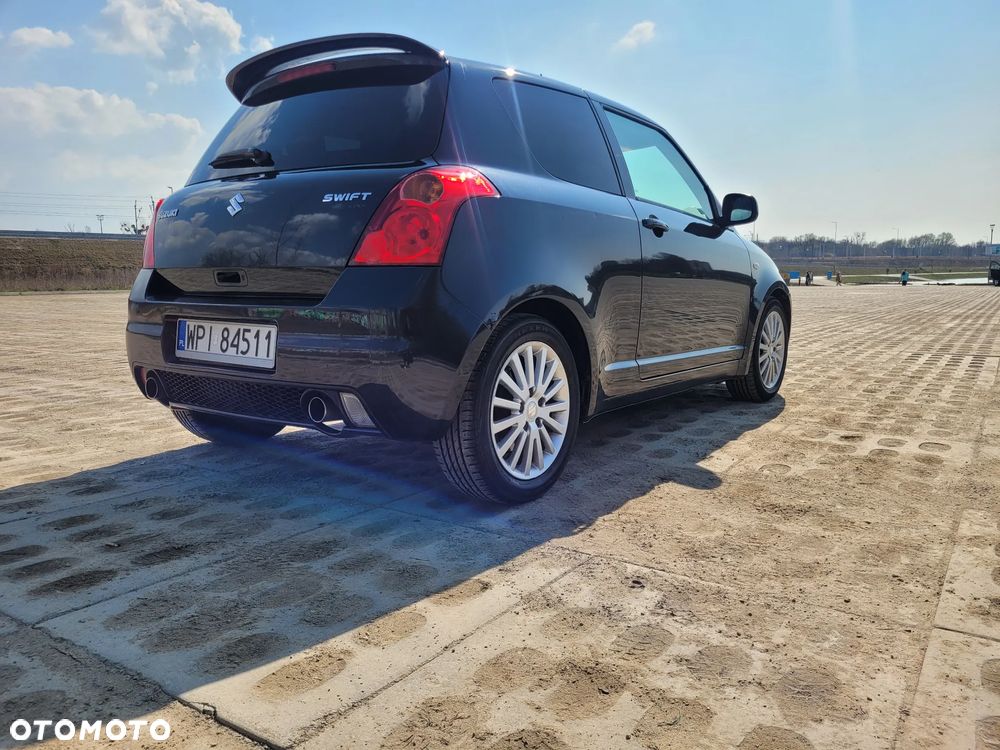 Suzuki Swift - 3