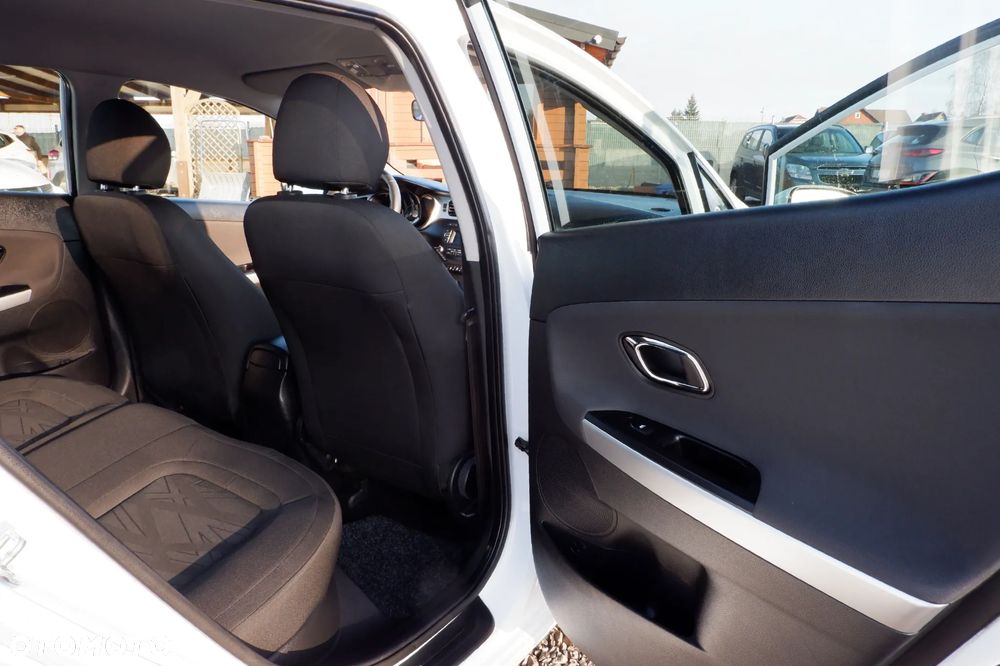 Kia Ceed 1.4 CRDi 90 Vision - 11