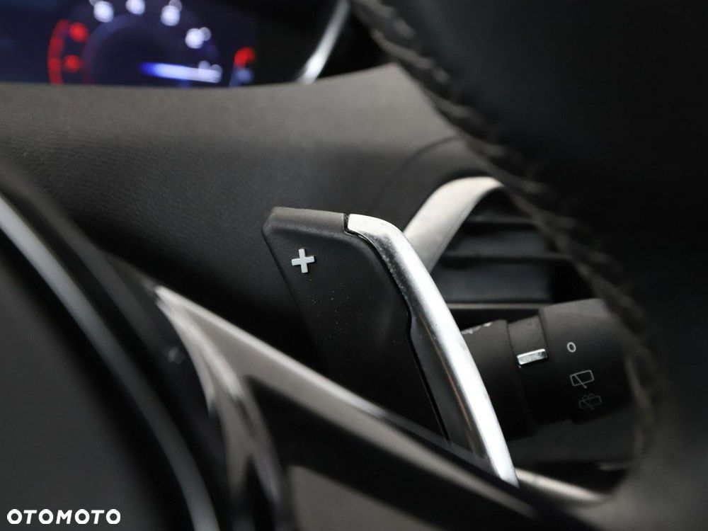 Peugeot 3008 1.2 PureTech Allure S&S EAT8 - 34