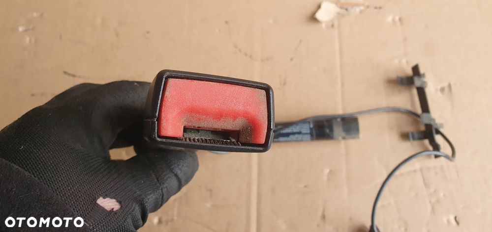 Zapinka napinacz pasa nabój prawy przód pasażera BMW 5 E60 E61 7210888 - 6