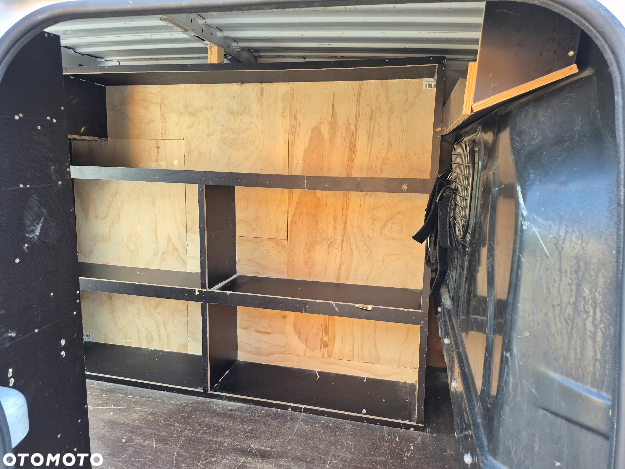 Ford Transit Connect - 19