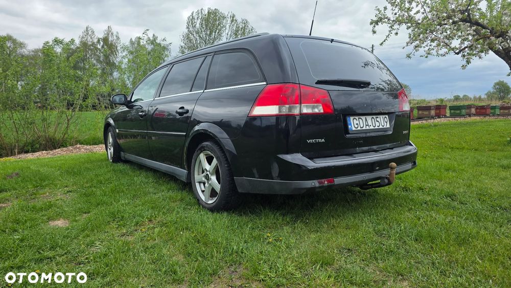 Opel Vectra 1.9 CDTI - 4