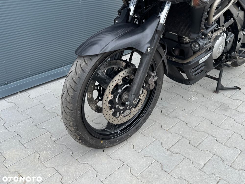 Suzuki V-STROM - 19