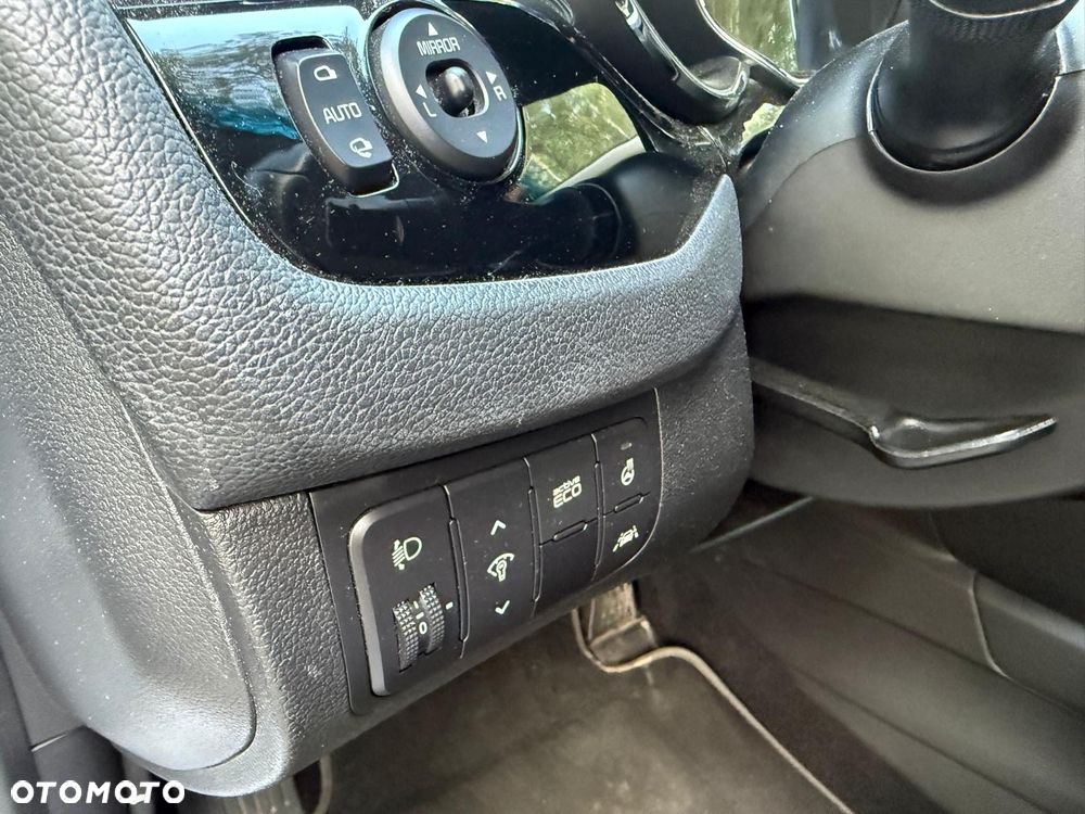 Kia Ceed 1.6 GDI DCT Platinum Edition - 21