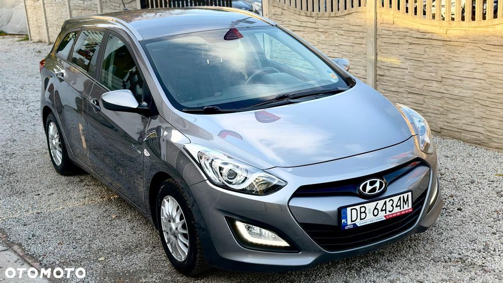 Hyundai i30 blue 1.6 CRDi Style - 21