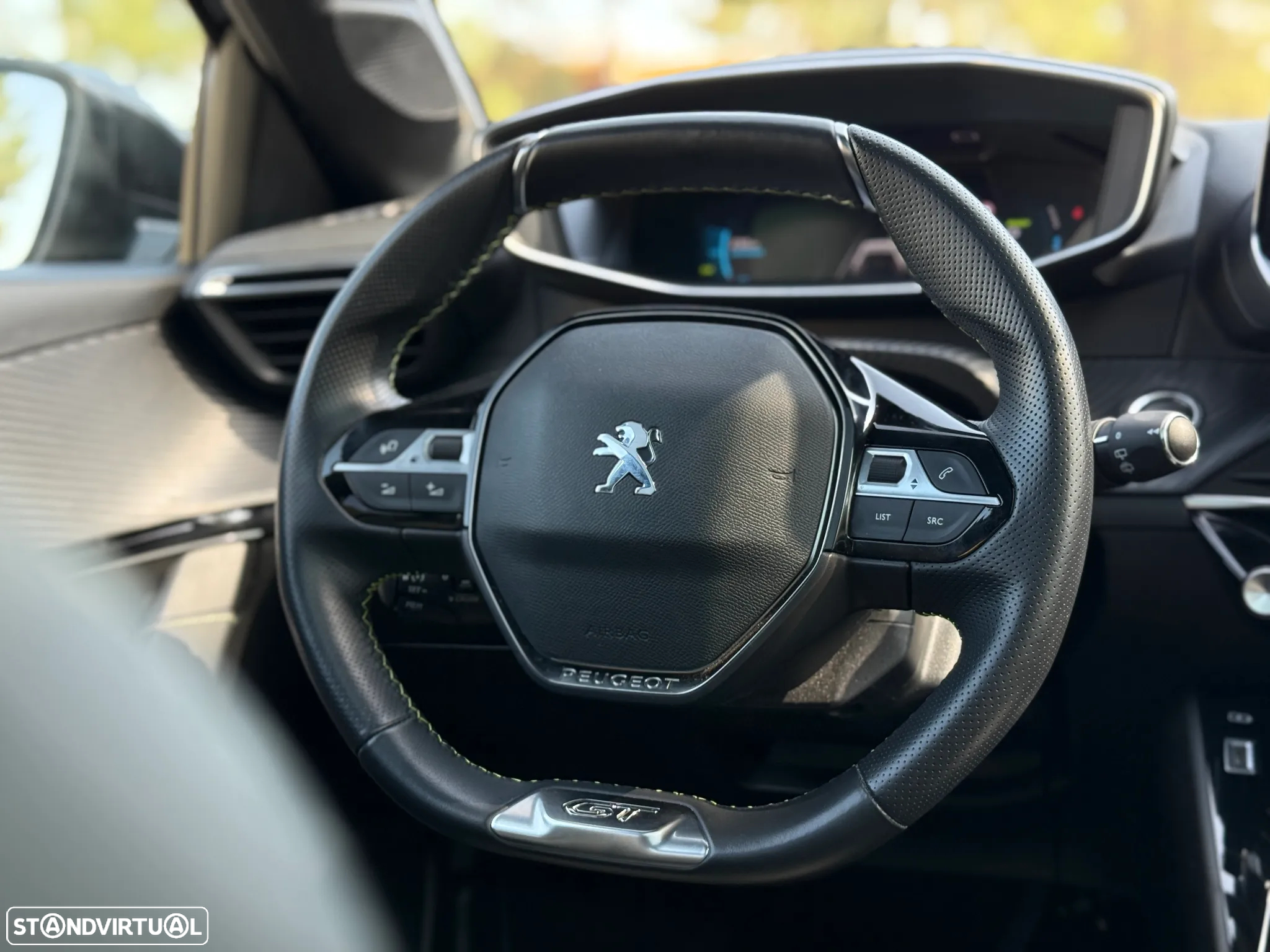 Peugeot e-208 50 kWh GT - 33