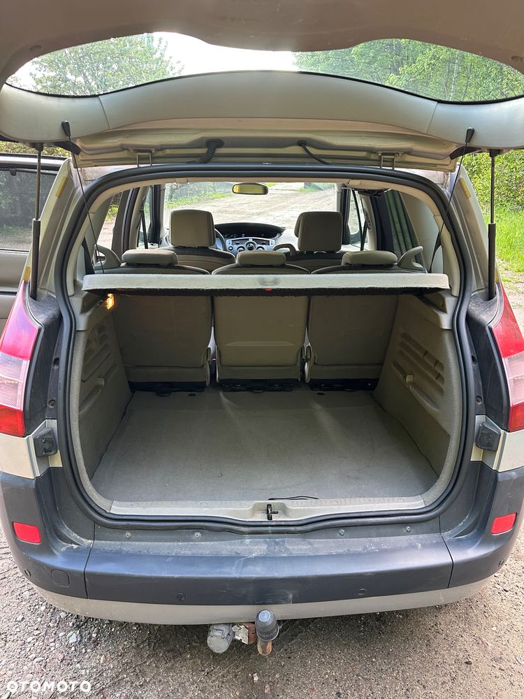 Renault Scenic 1.6 Confort Privilege - 7