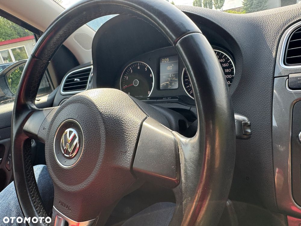 Volkswagen Polo 1.4 FSI Highline - 22