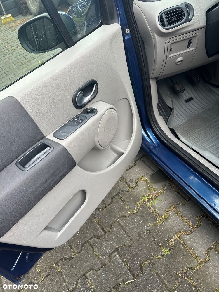 Renault Modus - 15