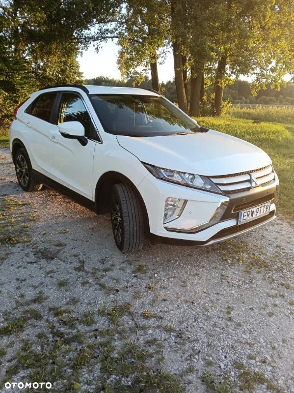 Mitsubishi Eclipse Cross 1.5 T Invite Plus - 1