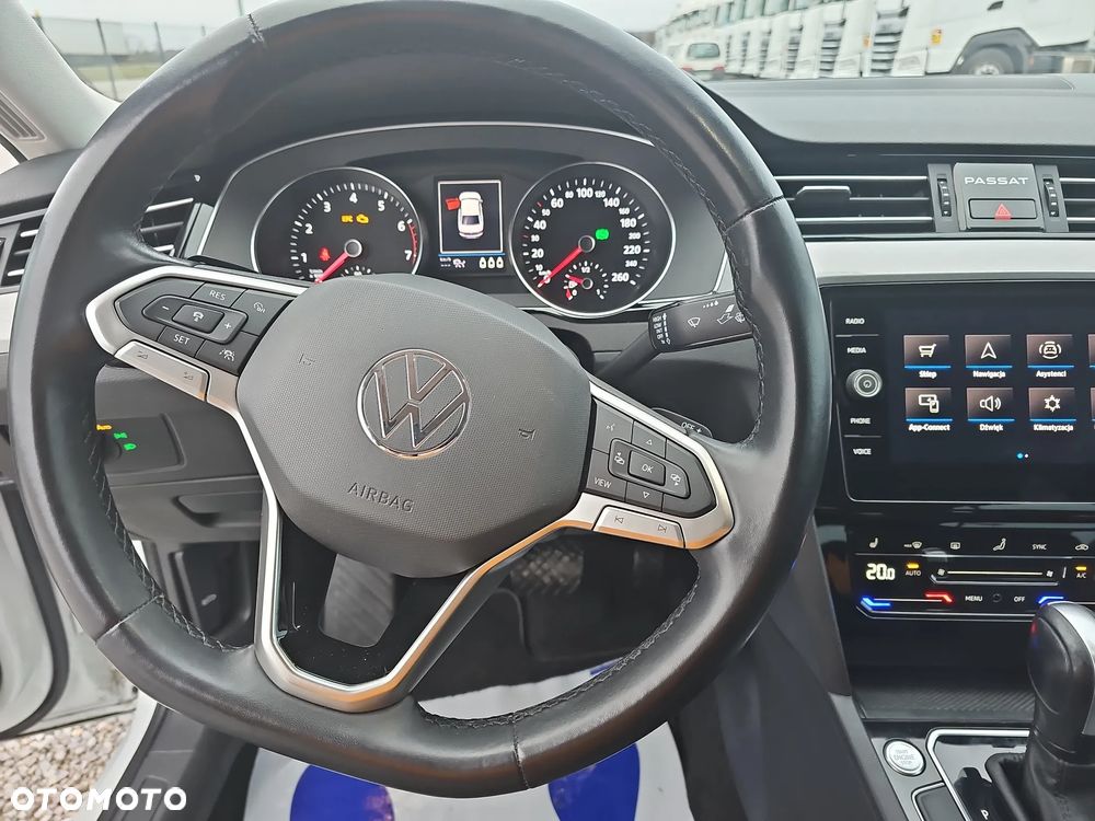 Volkswagen Passat 2.0 TSI Business DSG - 11