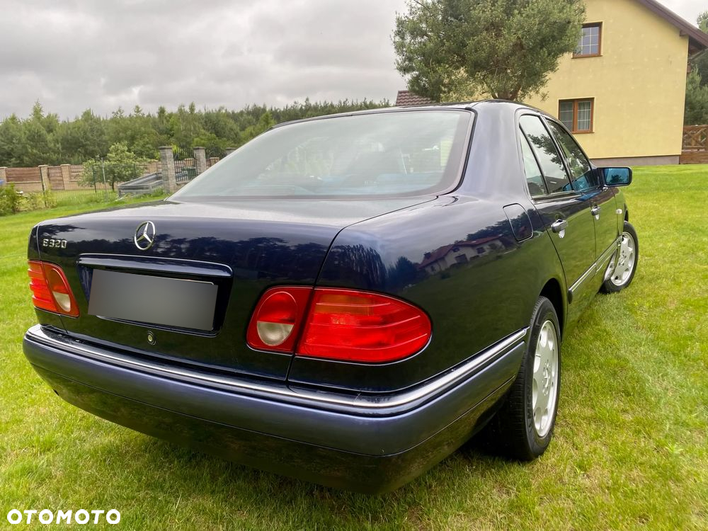 Mercedes-Benz Klasa E 320 Elegance - 3