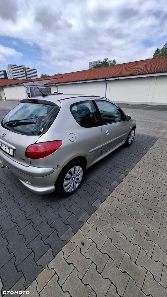 Peugeot 206 1.4 Trendy - 3