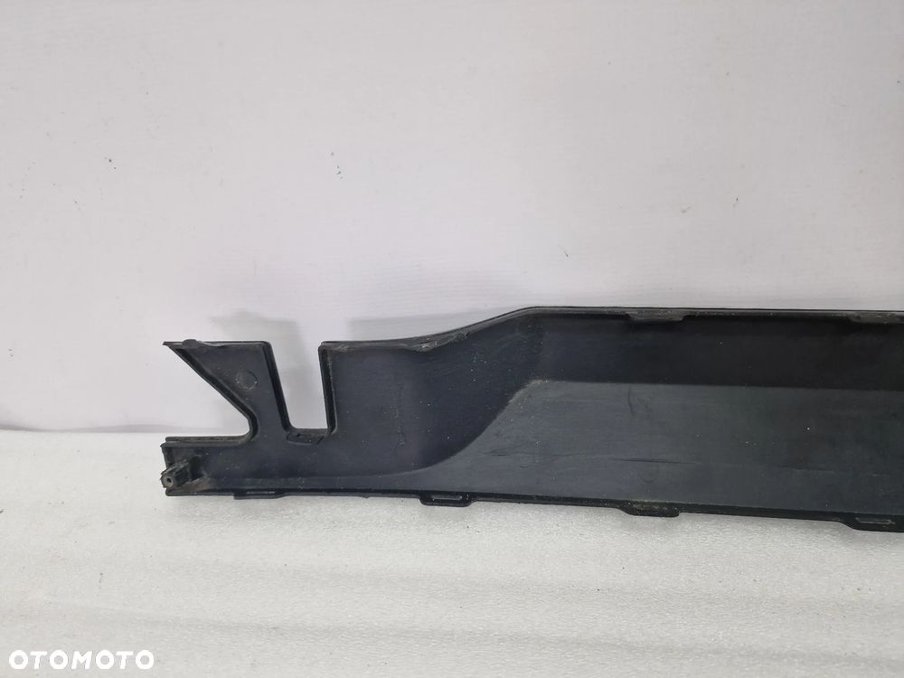 HONDA CIVIC HB TYPE R 16- TYLNA ŚRODKOWA LISTWA / KRATKA ZDERZAKA TYLNEGO TYLNIEGO TYŁ , NR 71507-TGH-A0 , NR AUKCJI KR140 - 7