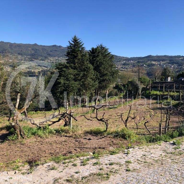 Parcela de terreno para construção - Grande imagem: 2/7