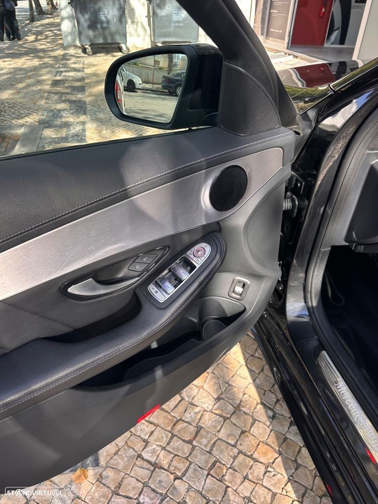 Mercedes-Benz C 300 de AMG Line - 12