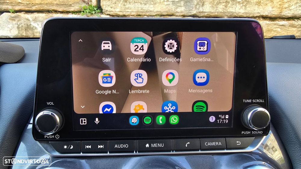 Nissan Juke 1.0 DIG-T N-Connecta DCT - 24