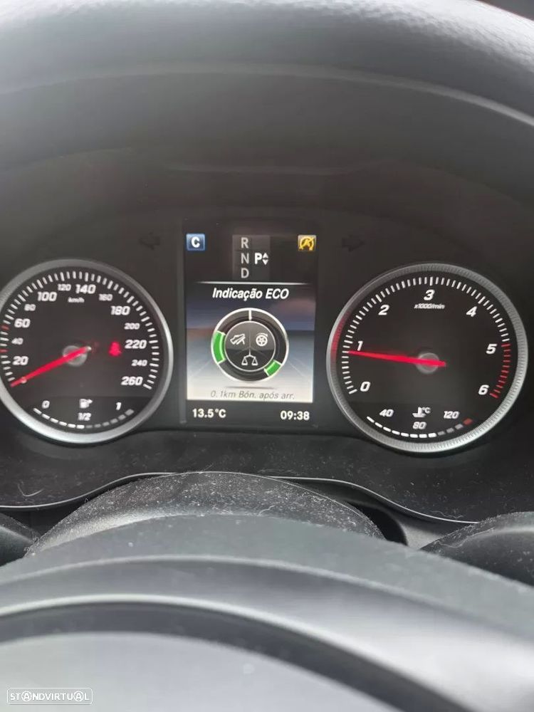Mercedes-Benz C 200 - 4