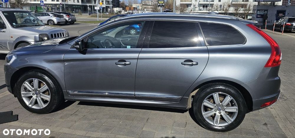 Volvo XC 60 T5 AWD Drive-E Summum - 4