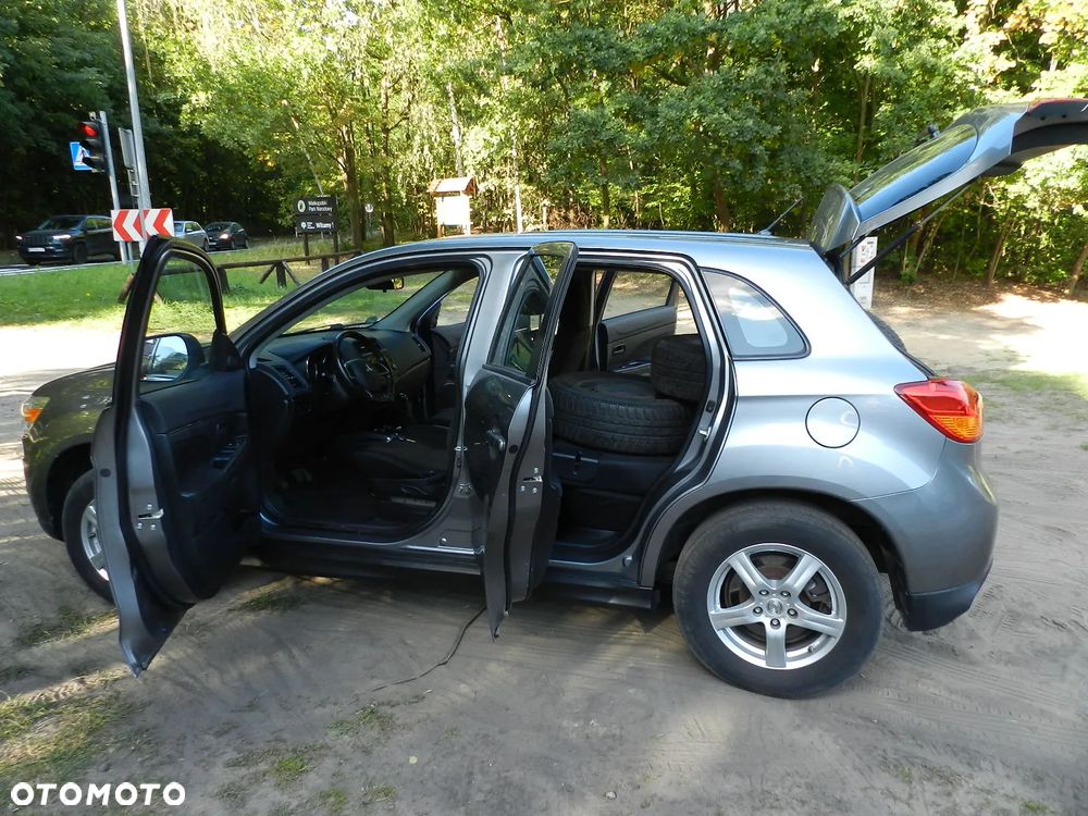 Mitsubishi ASX - 4