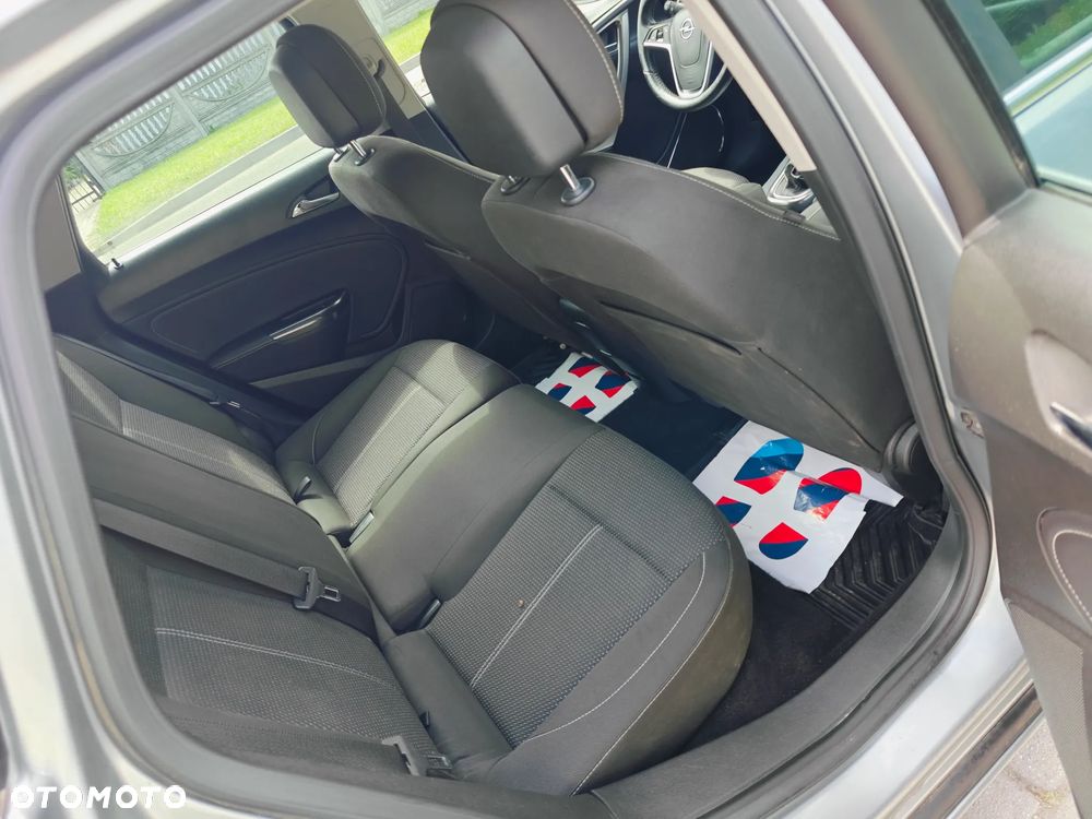 Opel Astra 2.0 CDTI DPF Cosmo - 8