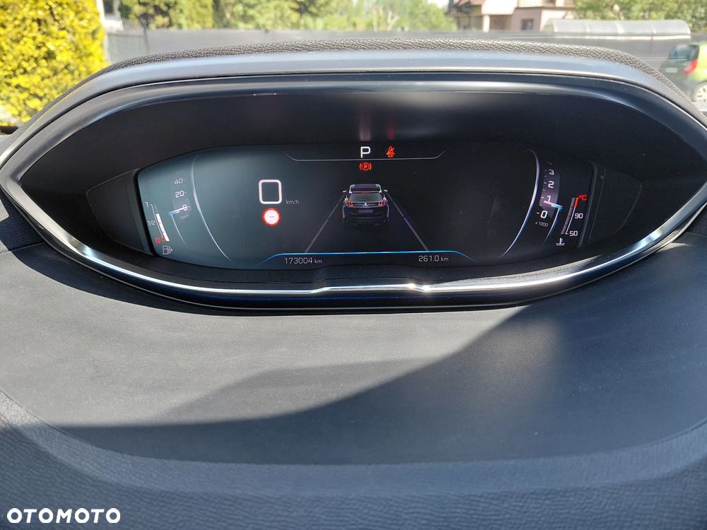 Peugeot 3008 1.5 BlueHDi GT S&S EAT8 - 11