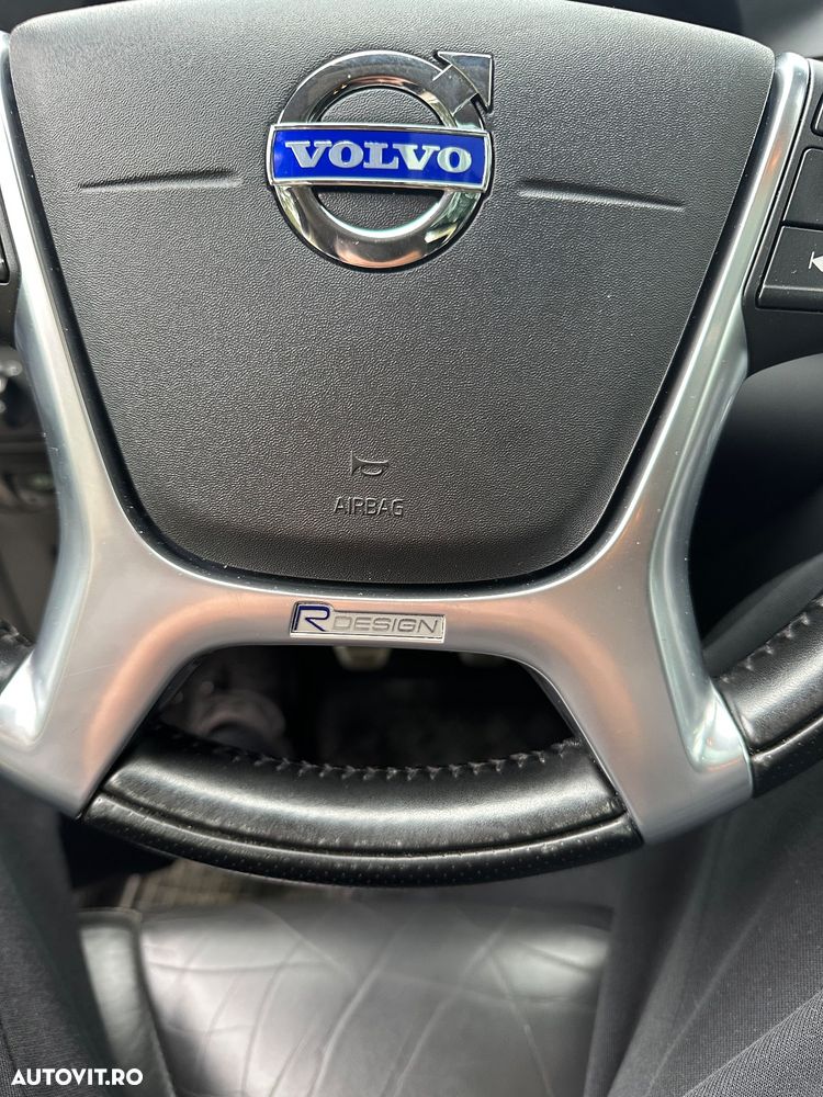 Volvo XC 60 D5 AWD RDesign - 22