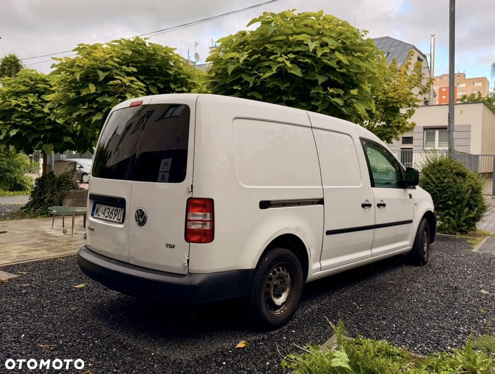 Volkswagen Caddy Maxi - 4