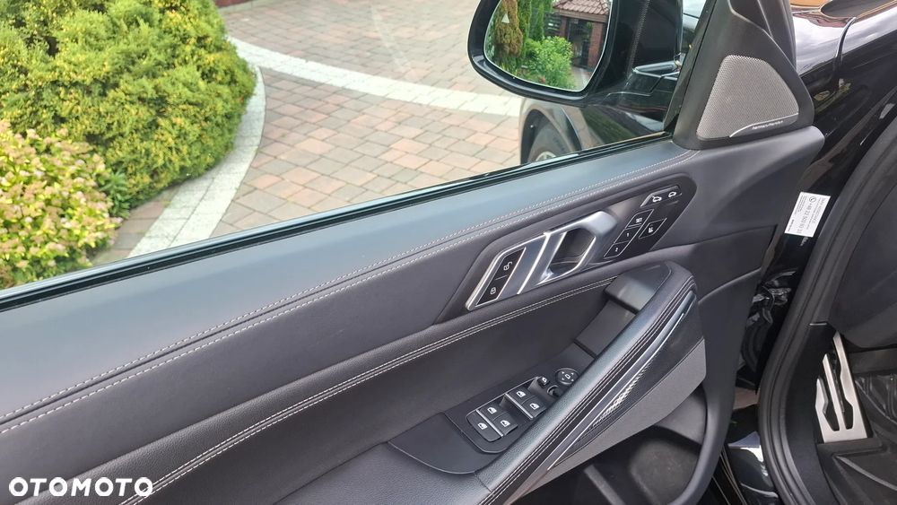 BMW X6 xDrive30d - 12