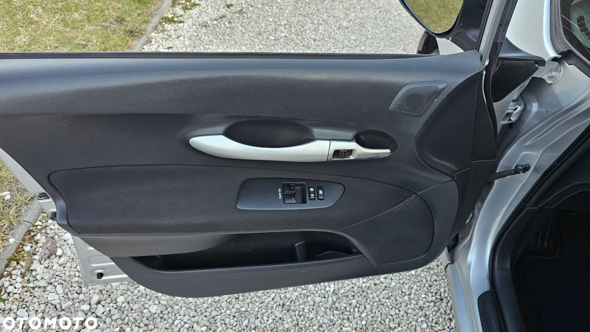 Toyota Auris 1.33 Dual-VVT-i Edition - 14