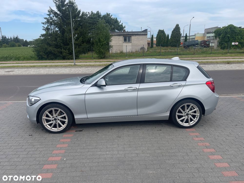 BMW Seria 1 118d - 4