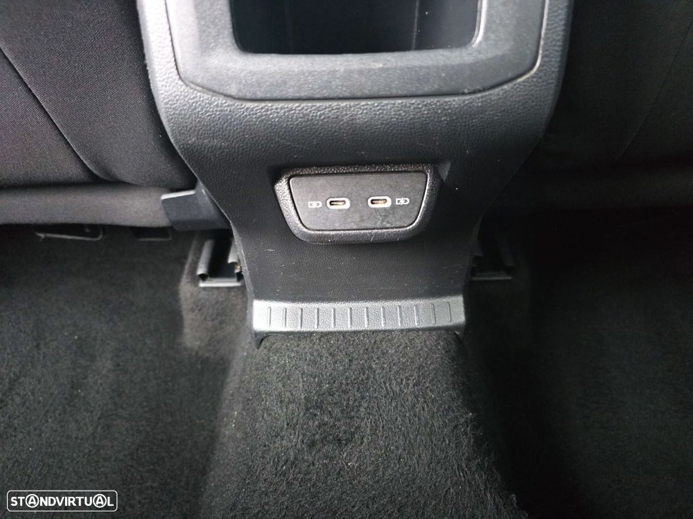 VW T-Cross 1.0 TSI Life DSG - 29