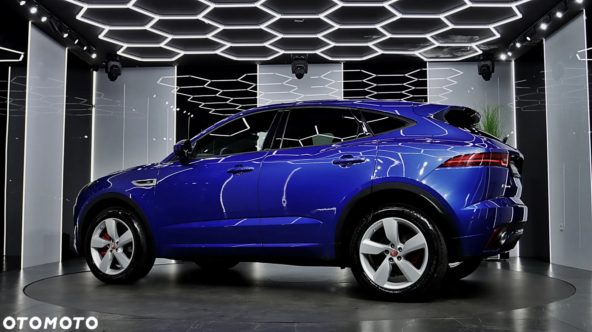 Jaguar E-Pace 2.0 i4P AWD R-Dynamic SE - 6