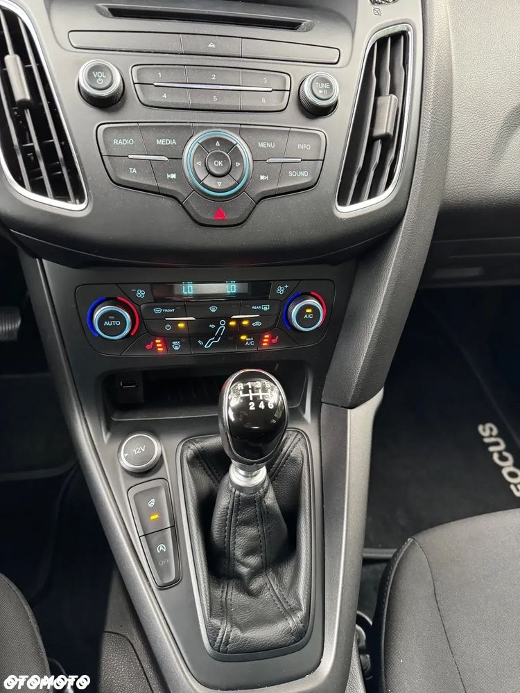 Ford Focus - 11