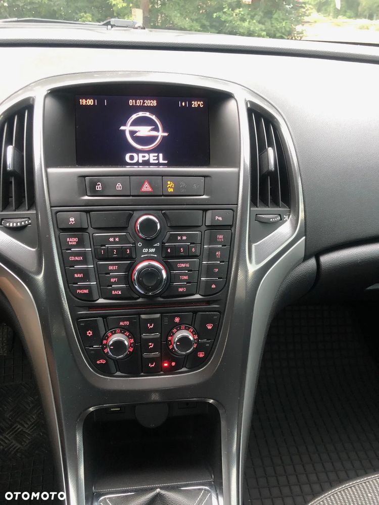 Opel Astra 1.7 CDTI DPF Cosmo - 7