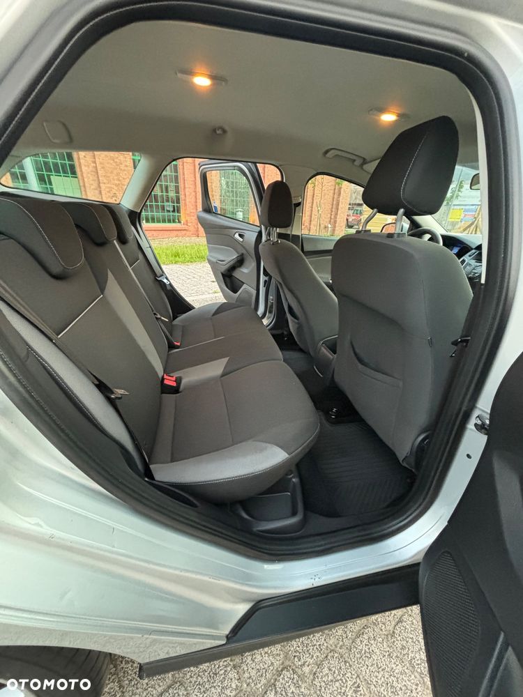 Ford Focus 1.6 TDCi Edition - 10