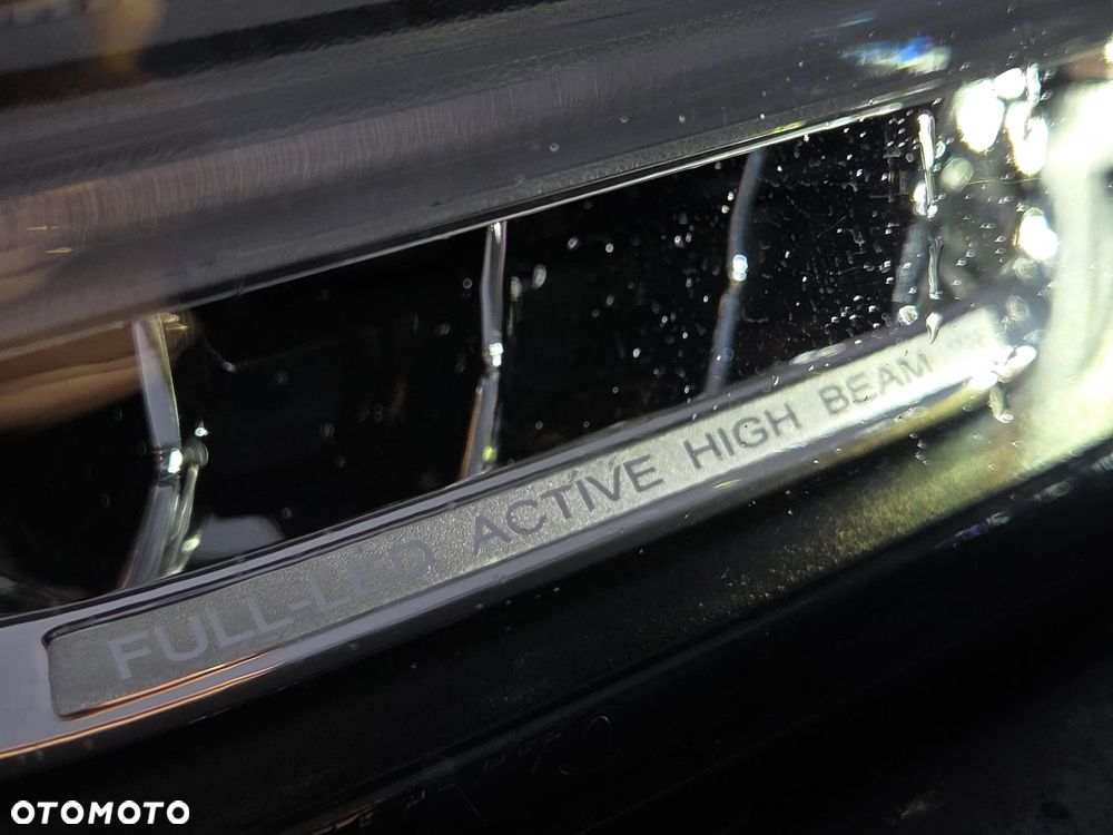 Volvo S90 T8 AWD Plug-In Hybrid Ultimate Dark - 32