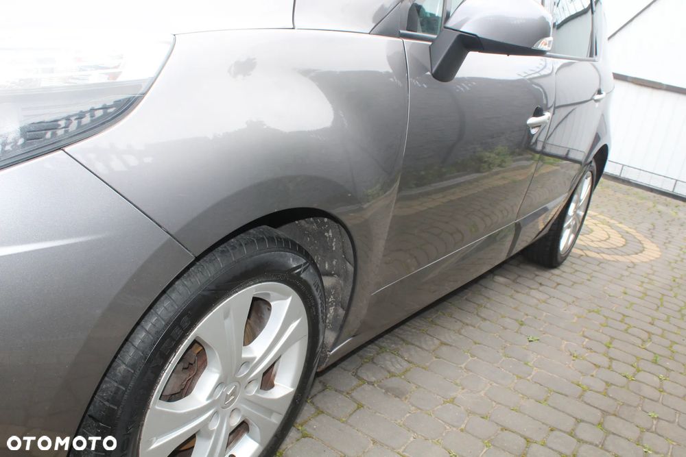Renault Scenic - 12
