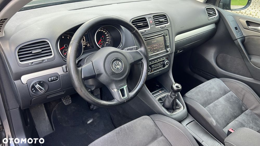 Volkswagen Golf - 3