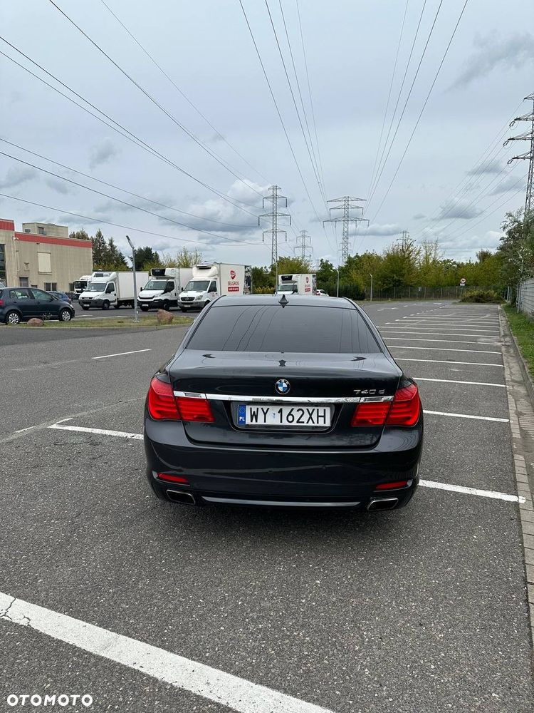 BMW Seria 7 740d xDrive - 21
